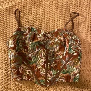 Corset silhouette top